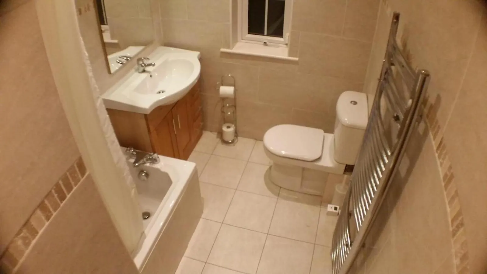 Hostel Airport To Sleep, Kitchen Only 7 Days Reservation Dublin Guest house