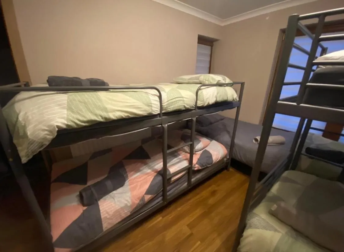 Guest house Hostel Airport To Sleep, Kitchen Only 7 Days Reservation Dublin Ireland