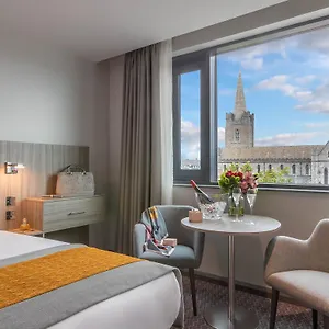 4* מלון Maldron Kevin Street,